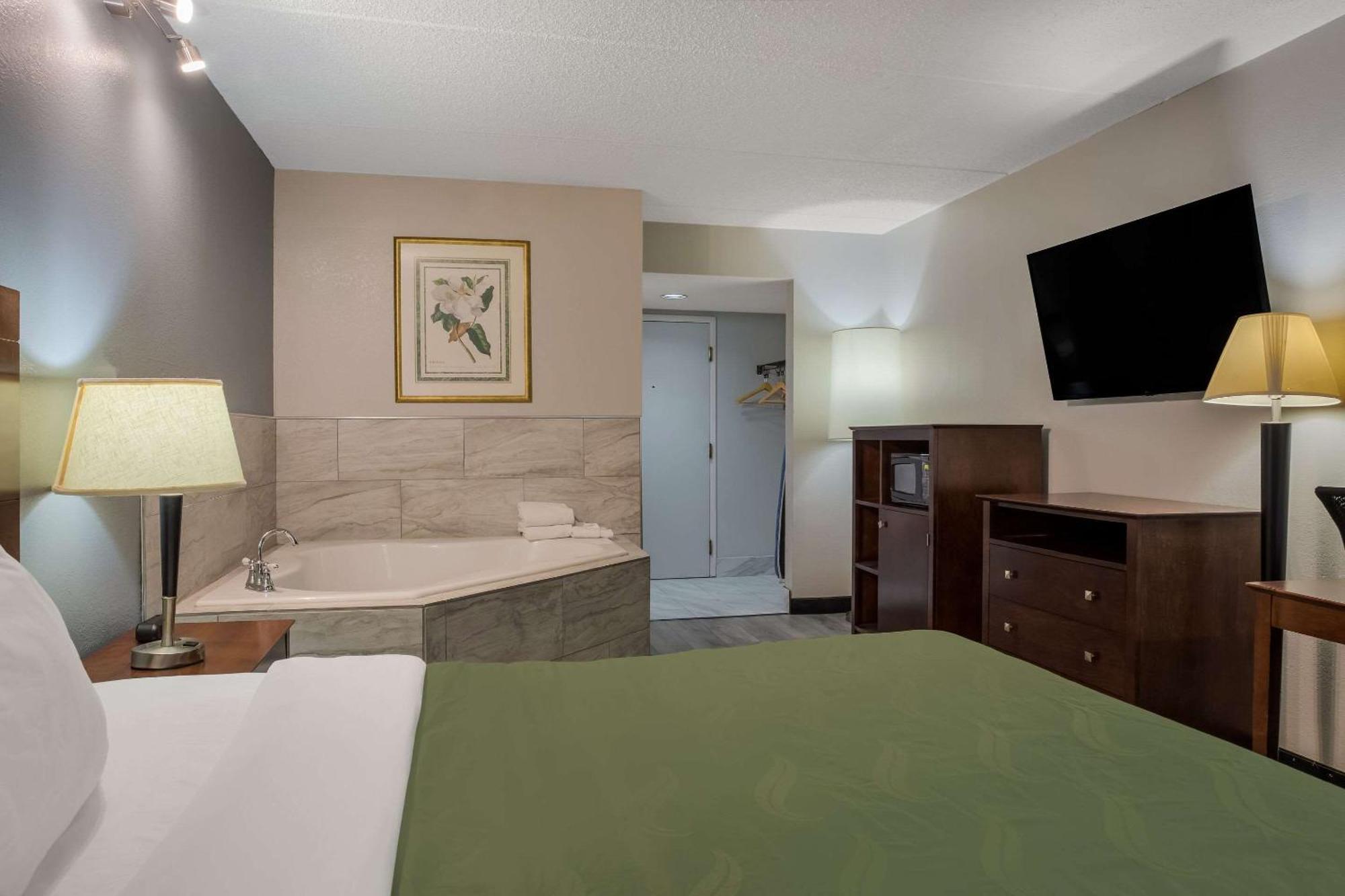 Quality Inn Τολέδο Εξωτερικό φωτογραφία